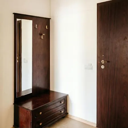 Mountain Paradise 2 - Cosy Mountain View - 200mbps Wifi דירה בנסקו